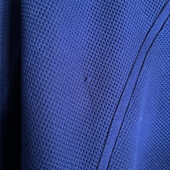 SOLD - Toronto Maple Leafs NHL Hockey Jersey - Picture 11 of 14